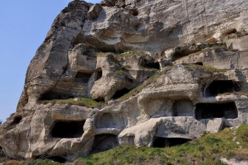 Пещерный монастырь под горой Сокол | Судак