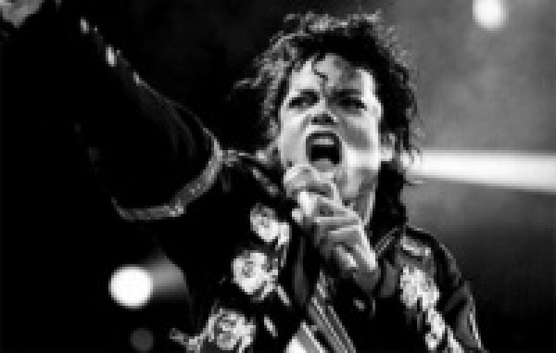 Майкл Джексон занимает первое место в рейтинге самых богатых умерших знаменитостей